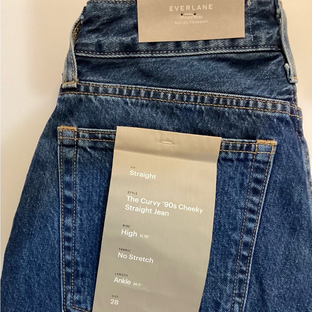 Everlane’s The curvy 90’s, Cheeky, Straight Jean